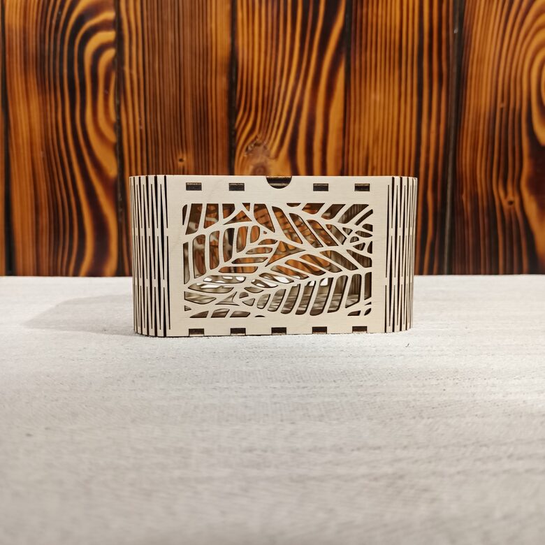 Dekoratīva kastīte, koka