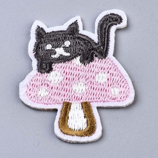 Kaķis uz sēnes, 46 x 36 mm